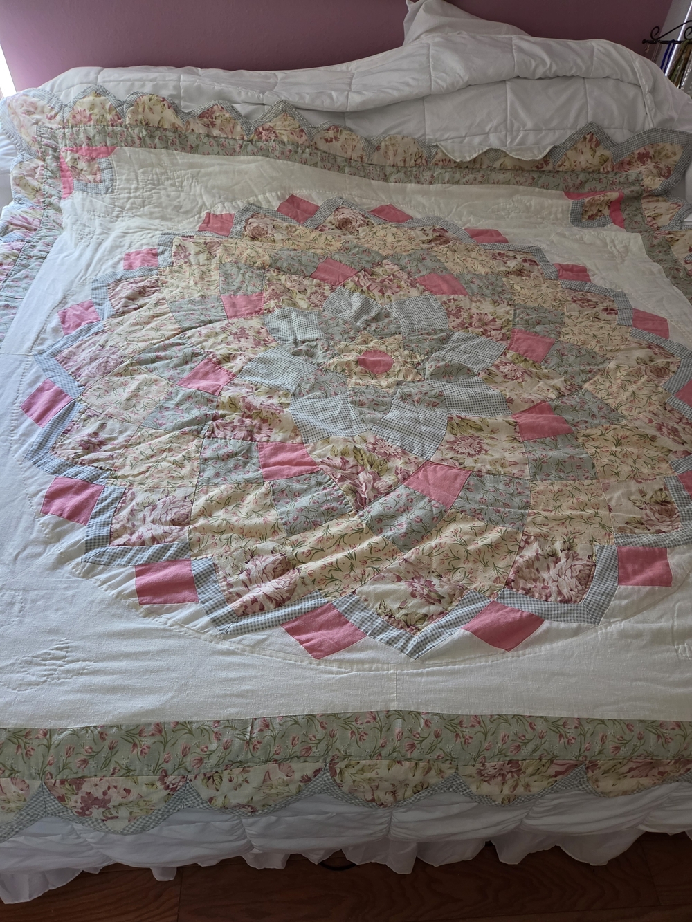 Floral Vintage Q Handmade Quilt Pink Green & Cream, Pastel